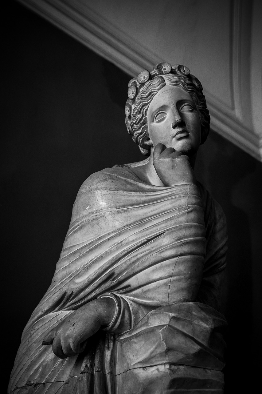 sculpture  antiquity  statue free photo