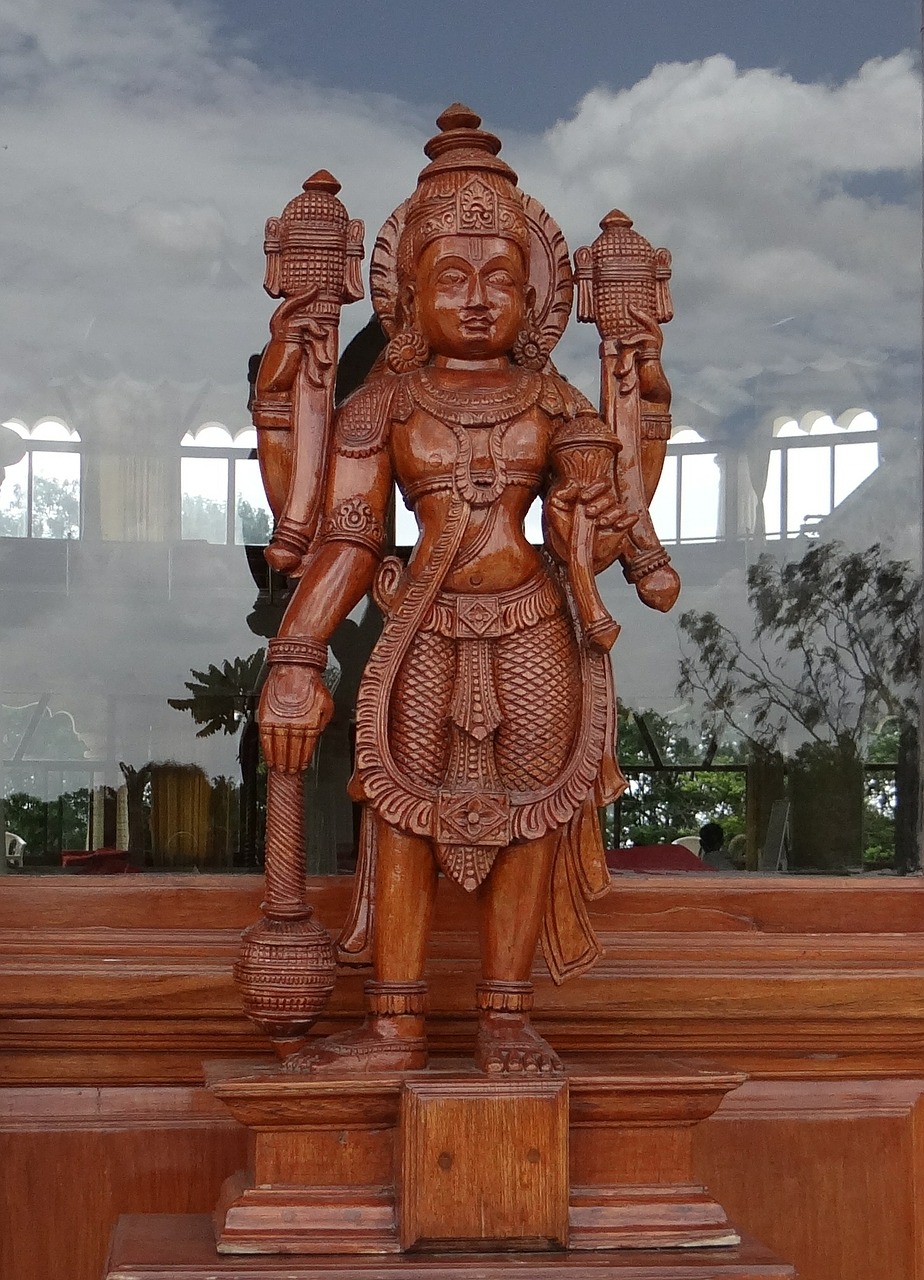 sculpture wooden god free photo