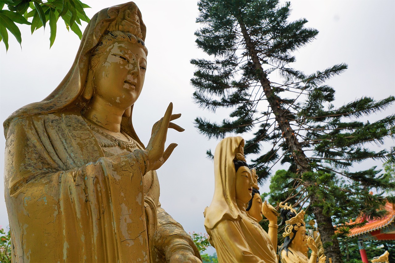 sculpture  gold  buddha free photo