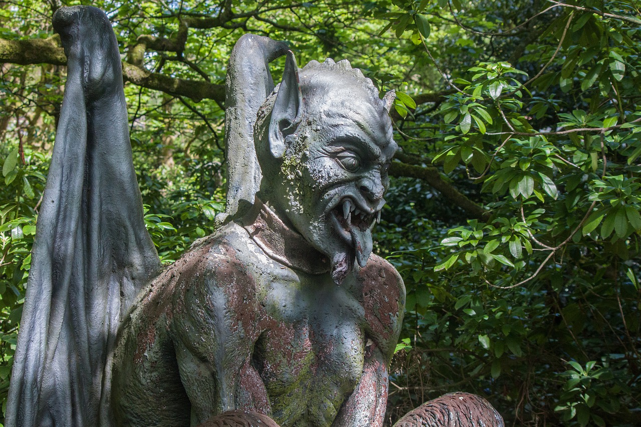 sculpture  theme park  devil free photo