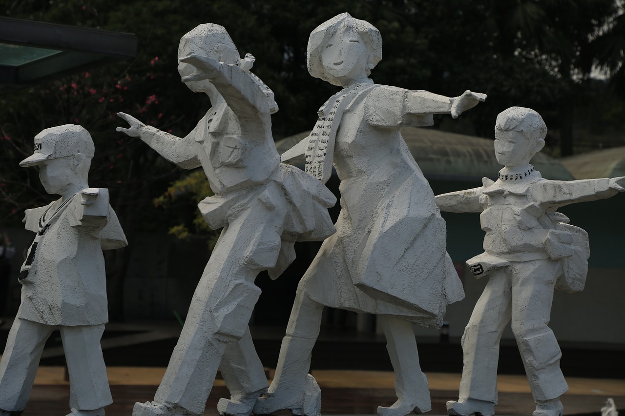 sculpture zhu ming children free photo