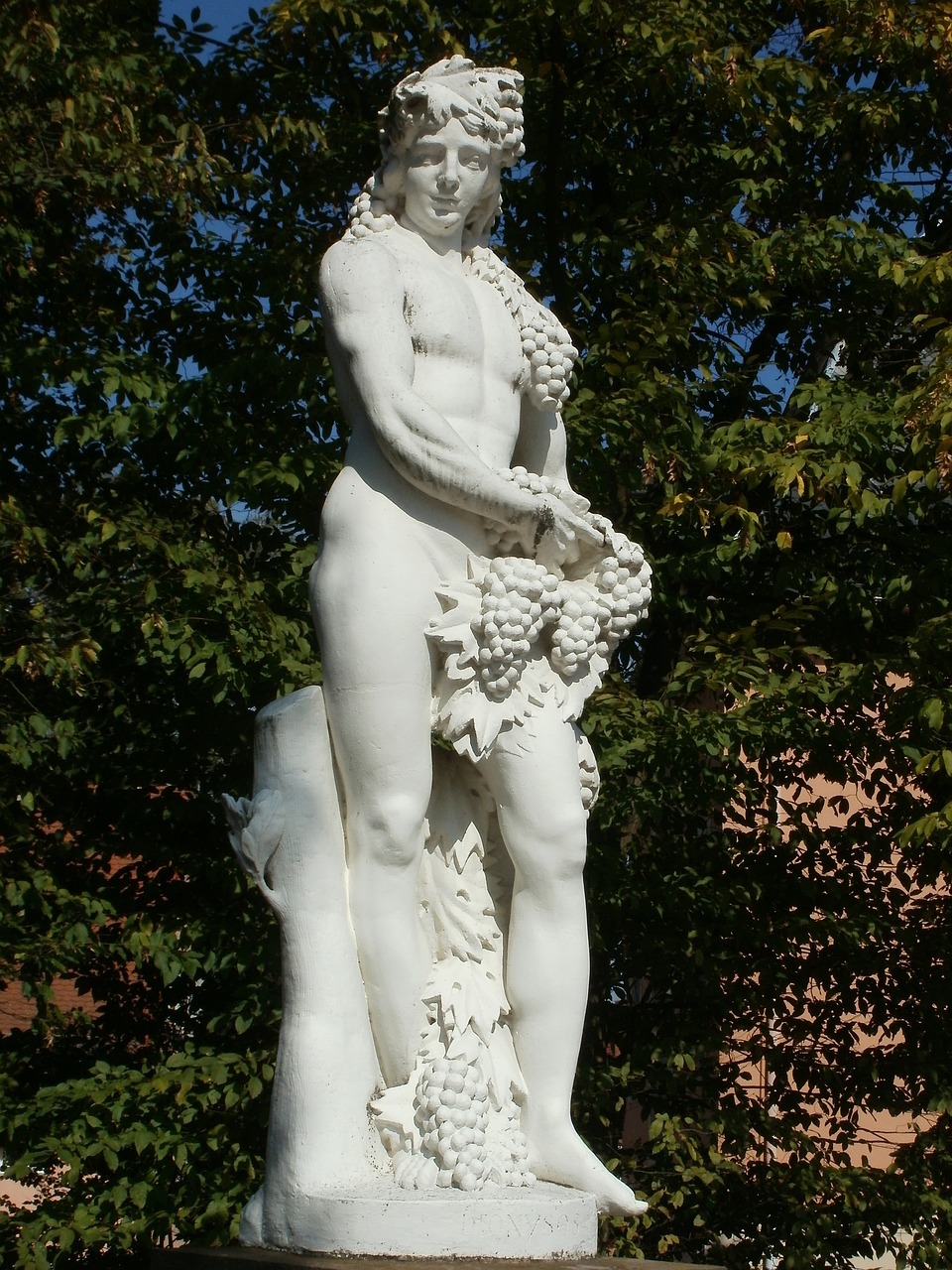 sculpture statue bacchus free photo