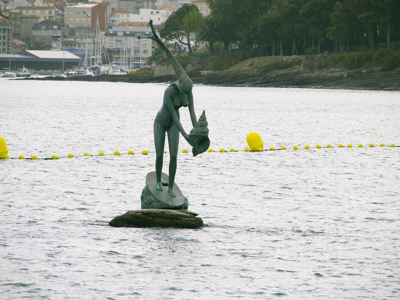 sculpture bronze sea free photo