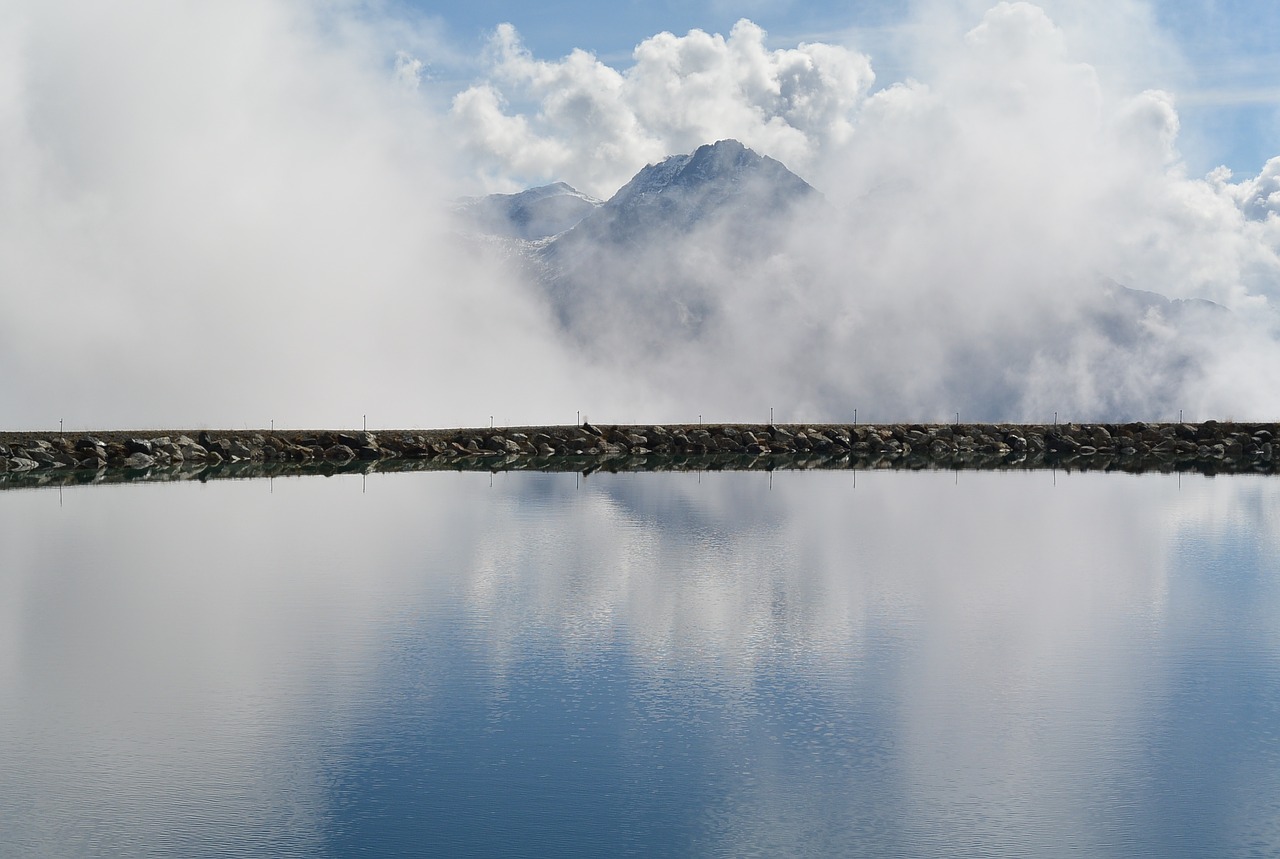 scuol lake clouds free photo