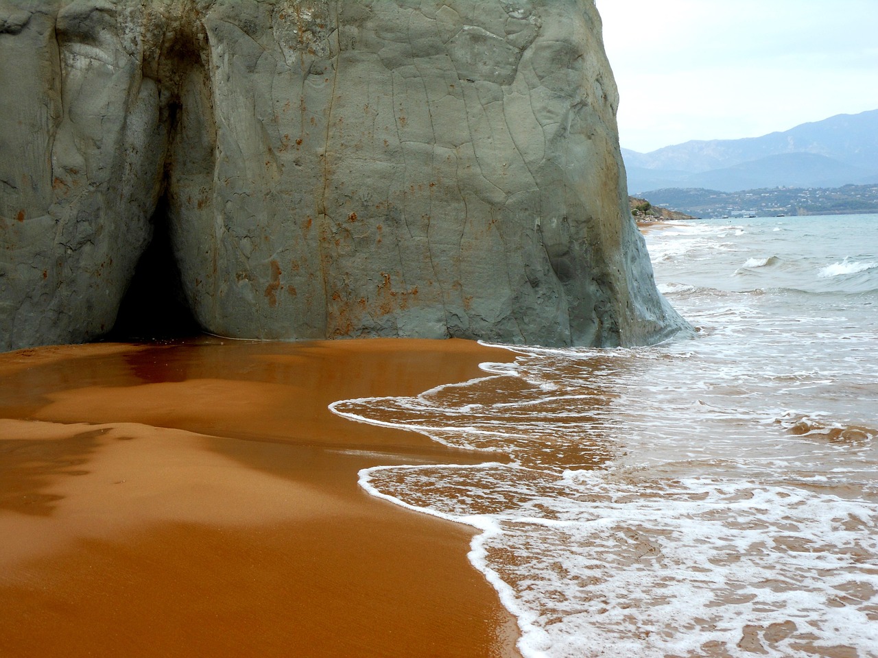 sea sand red free photo