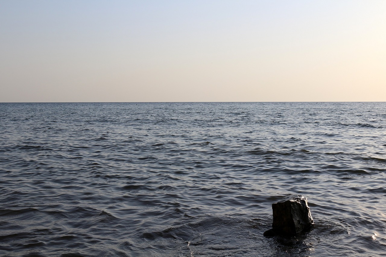 sea stones water free photo