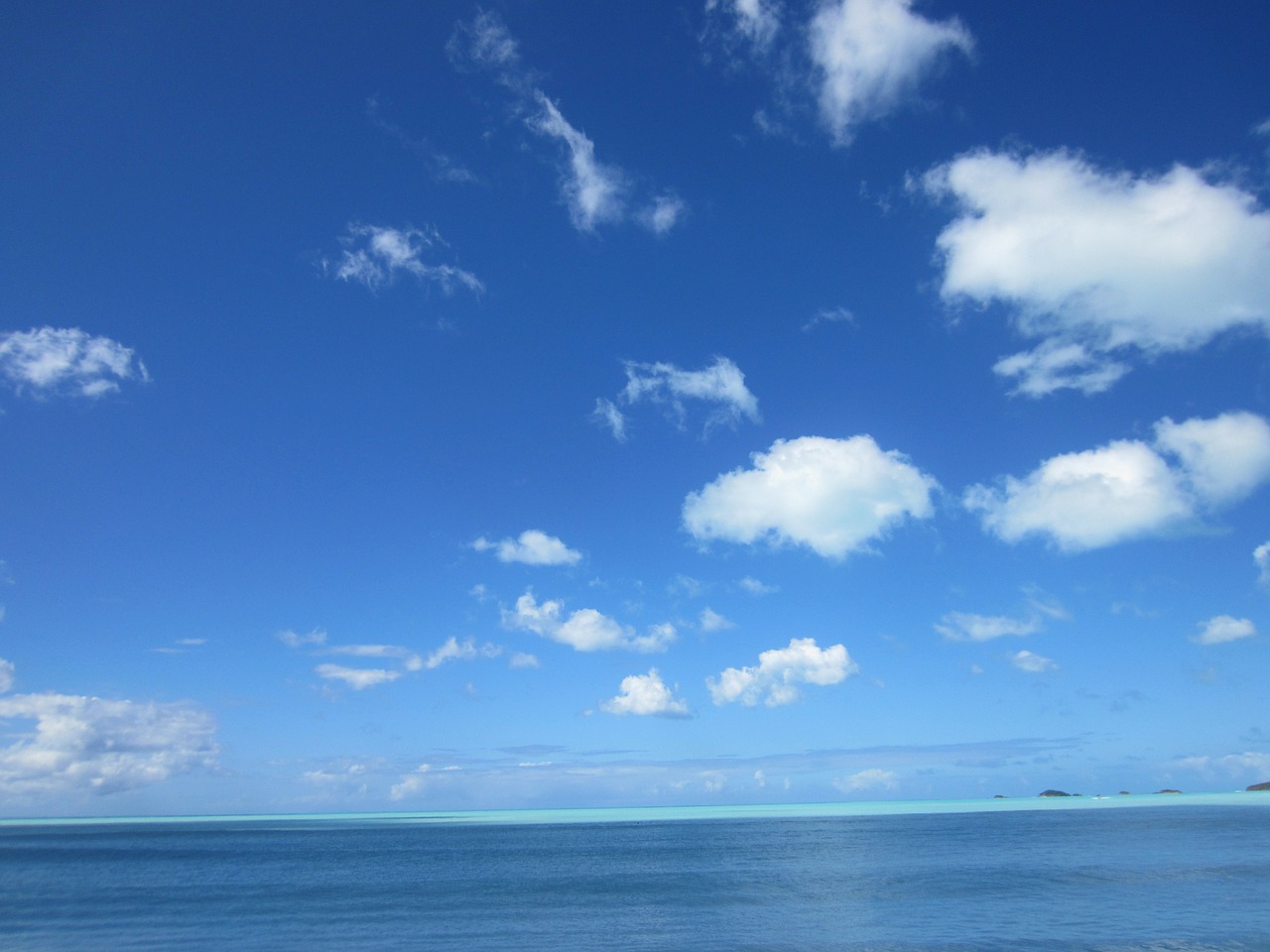 sea cloud blue free photo