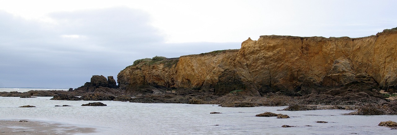 sea brittany rock free photo