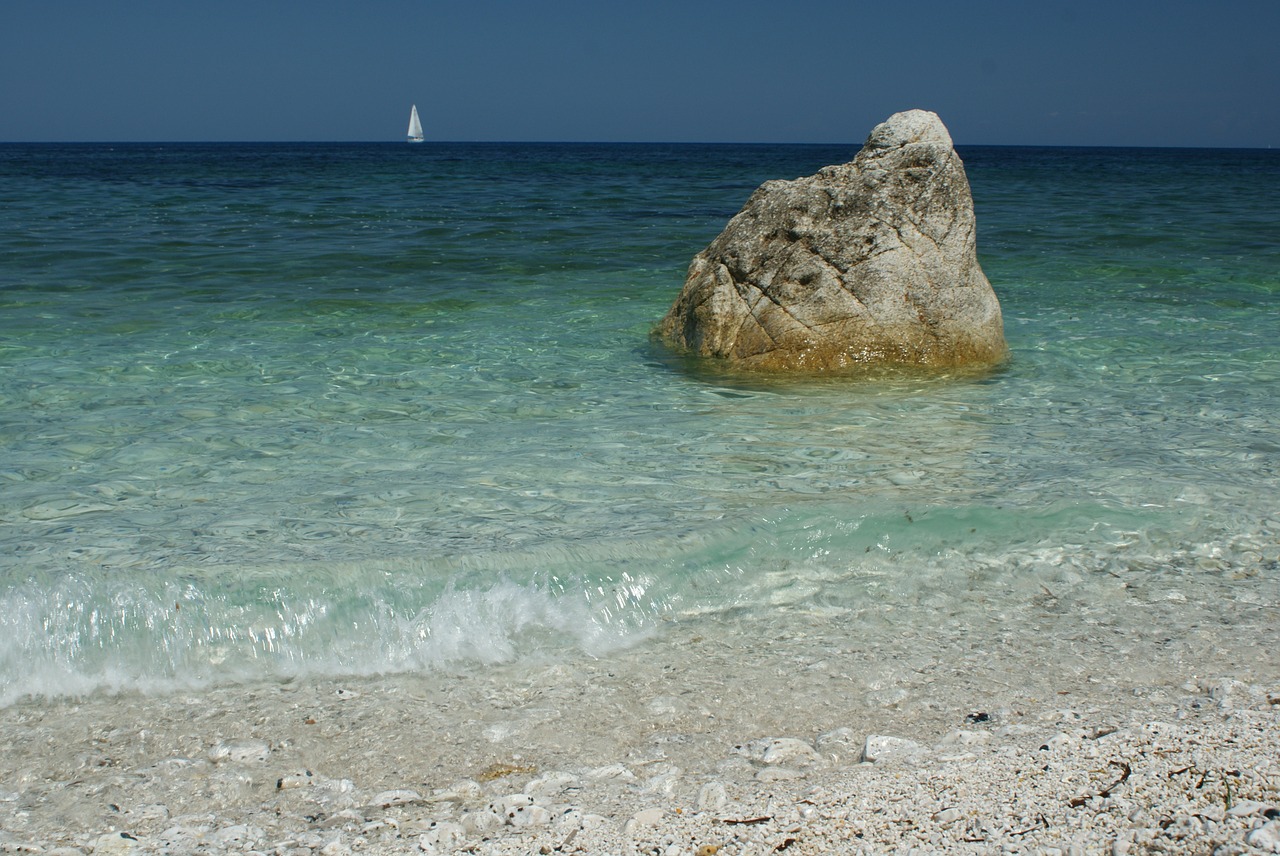 sea beach holiday free photo