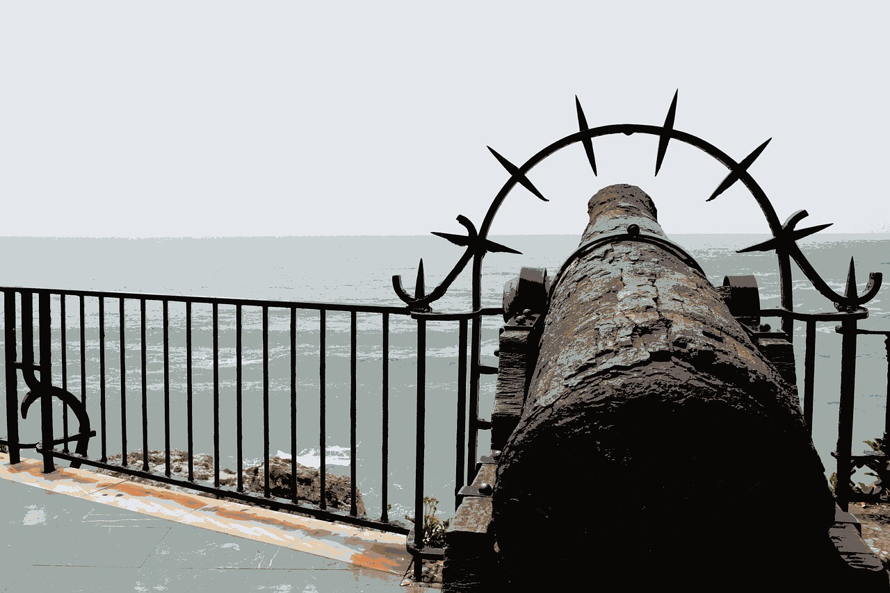 sea gun fortress free photo