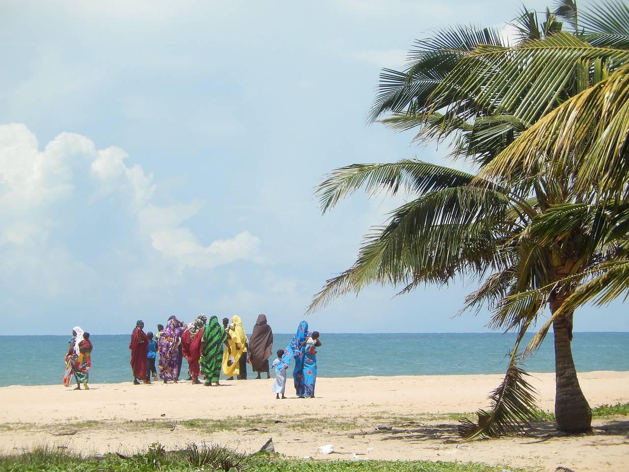 sea beach group of women free photo