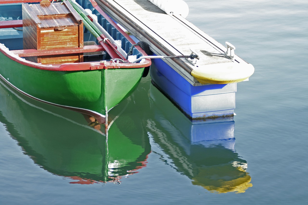 sea port boats free photo