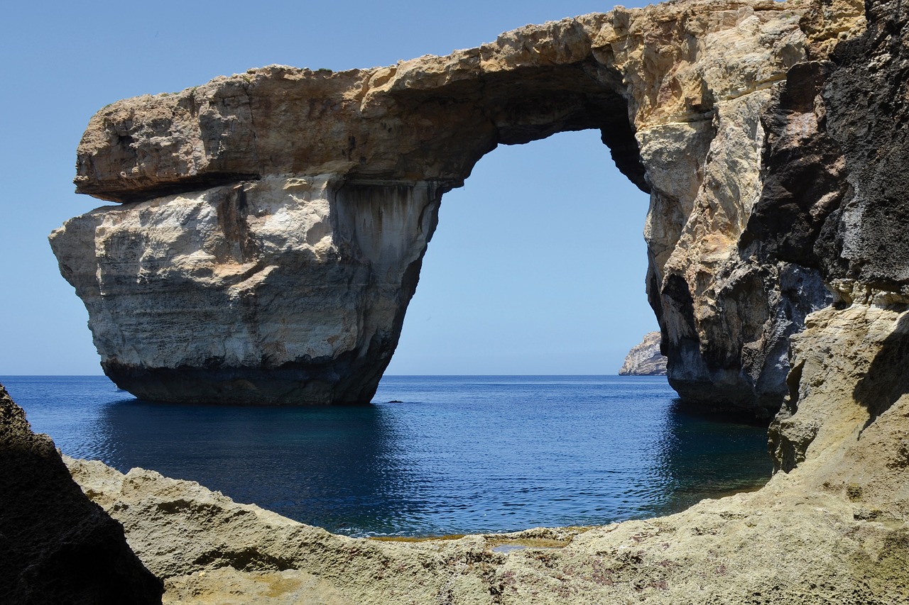 sea rock gozo free photo