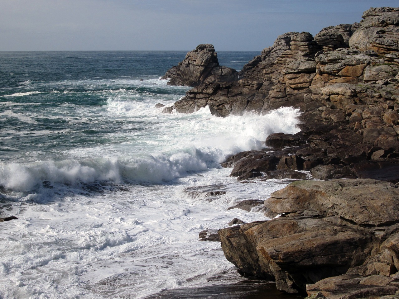 sea side wild coast free photo