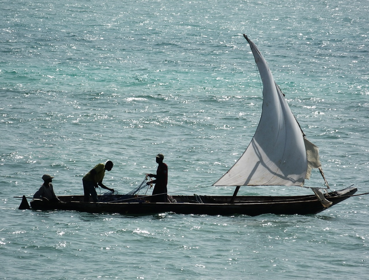 sea ship fishermen free photo