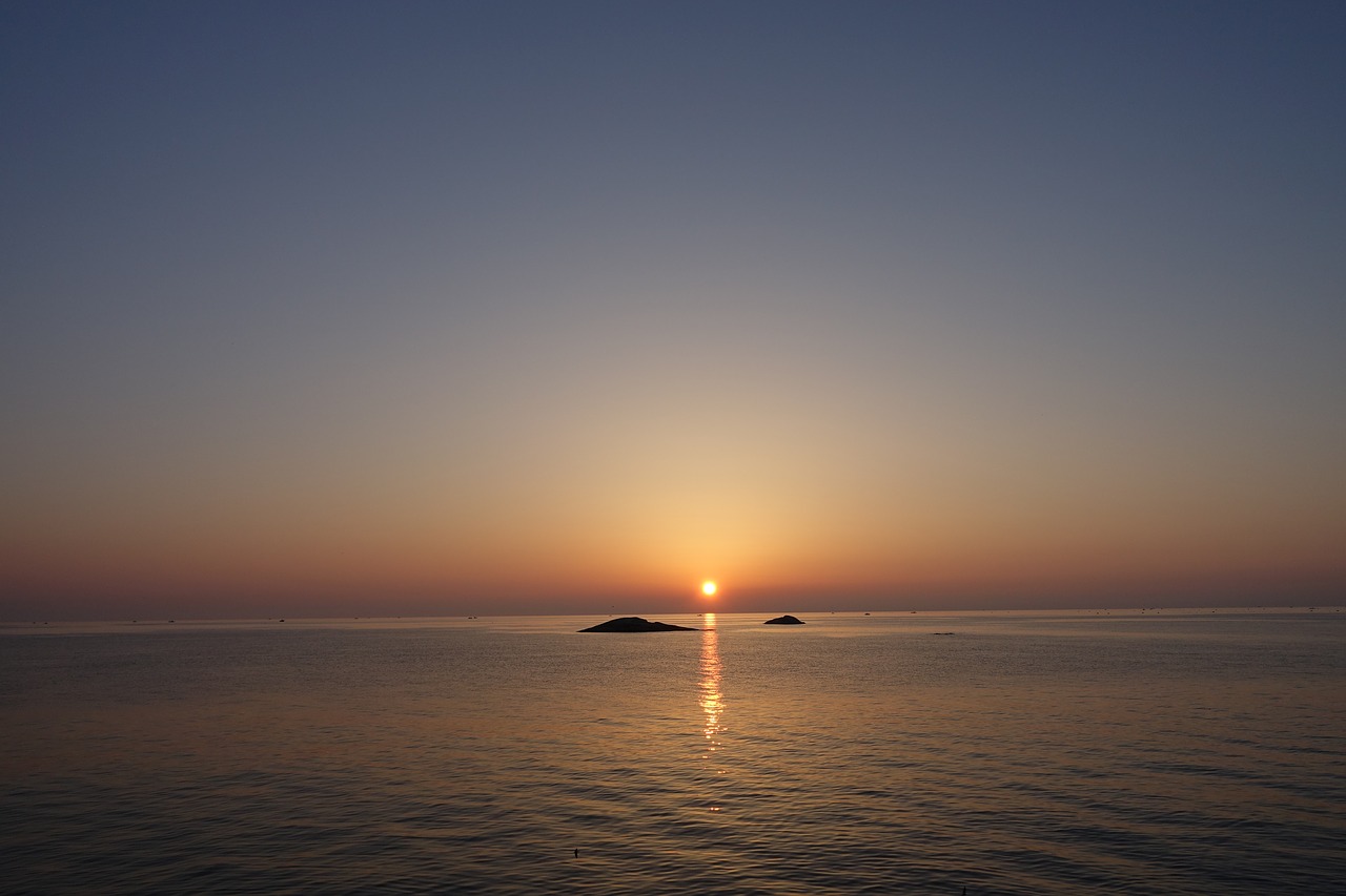sea sunrise japan sea free photo