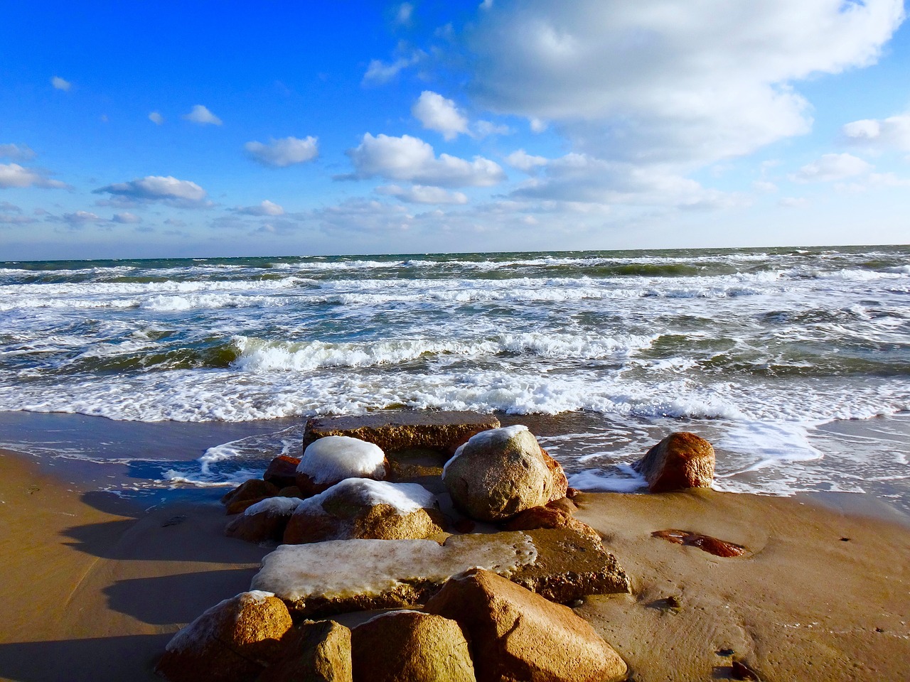 sea sky clouds free photo