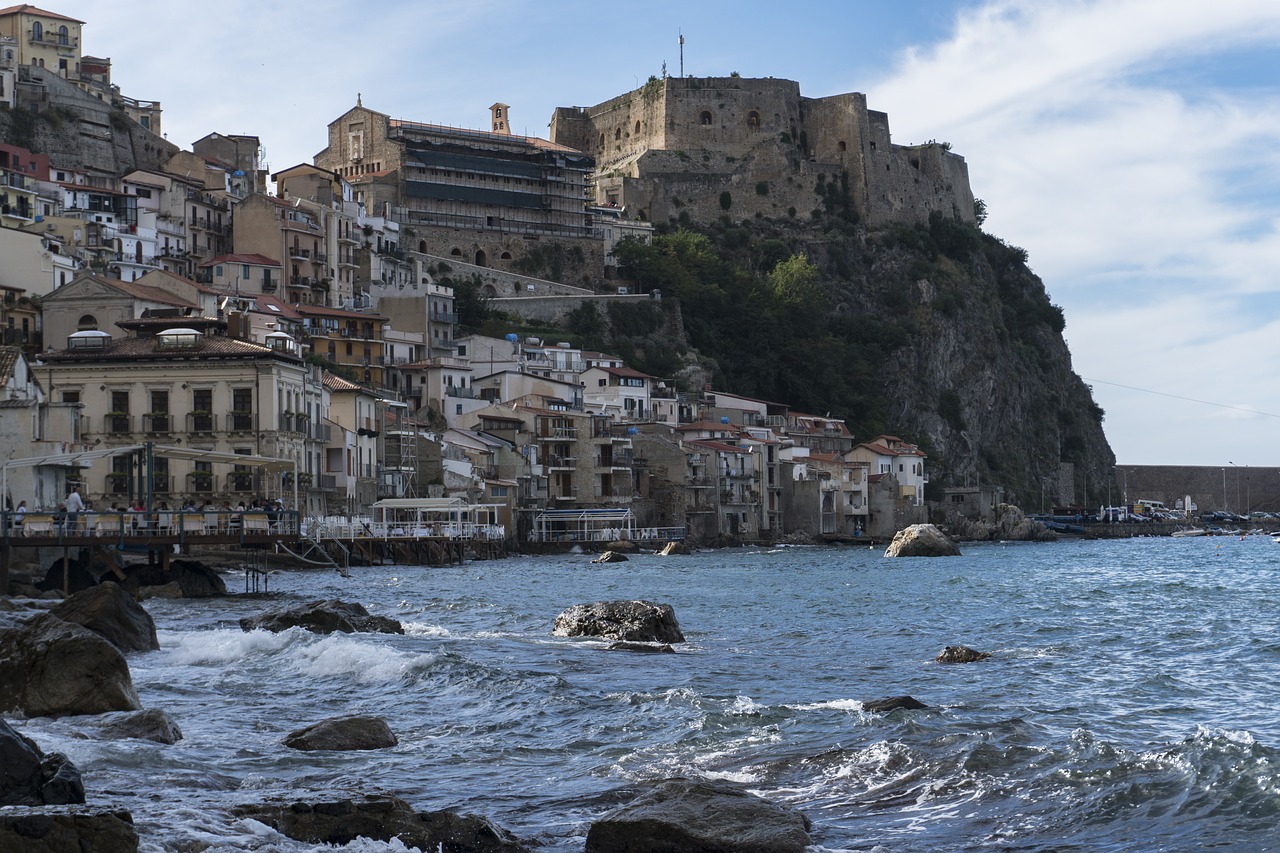 sea houses water free photo