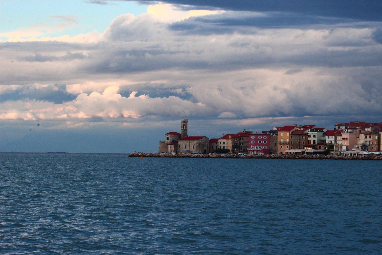 sea piran clouds free photo