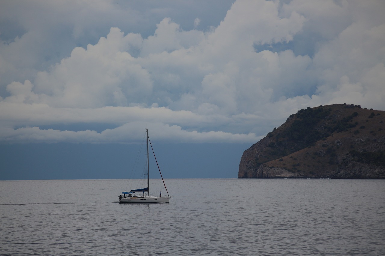 sea abendstimmung boats free photo