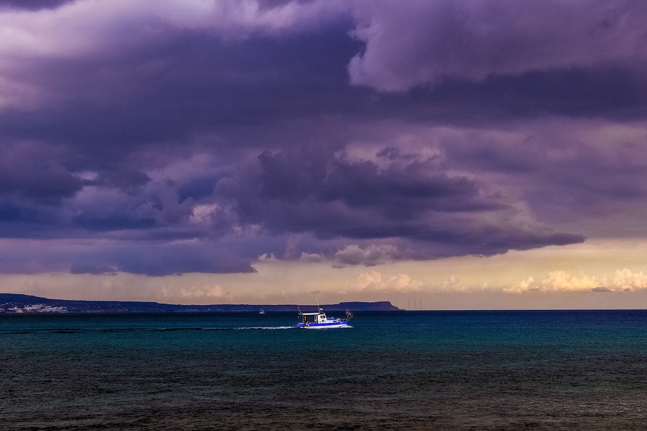 sea sky clouds free photo