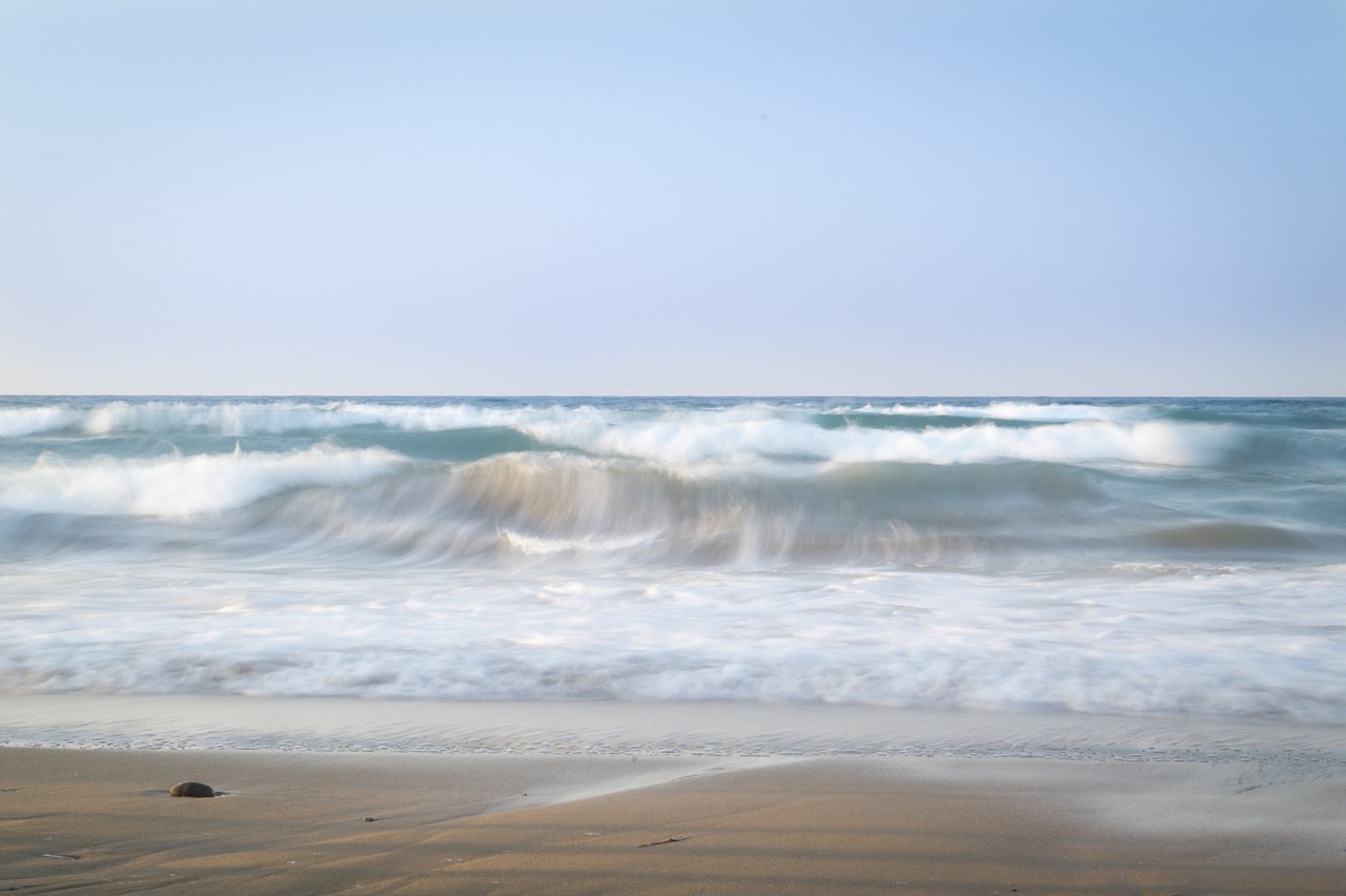 sea waves beach free photo