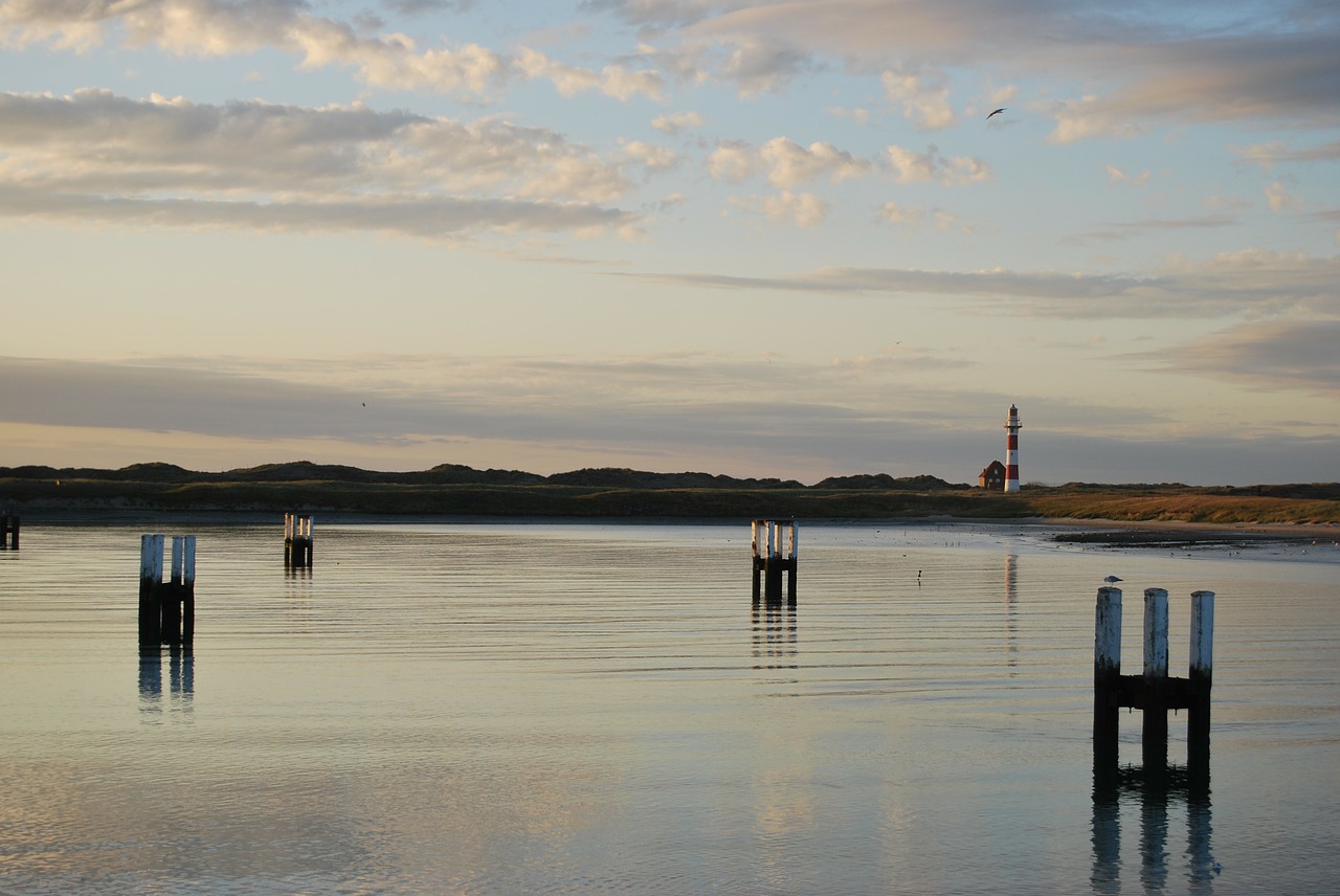 sea lighthouse water free photo