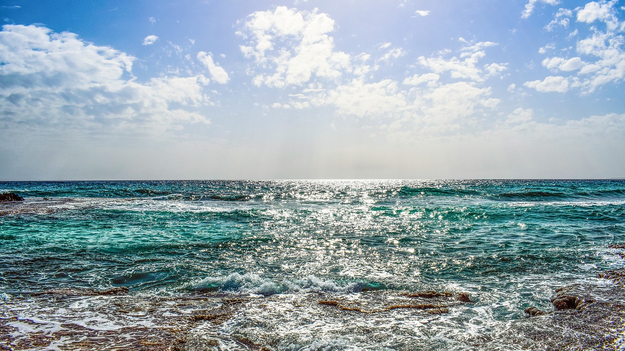 sea sky clouds free photo