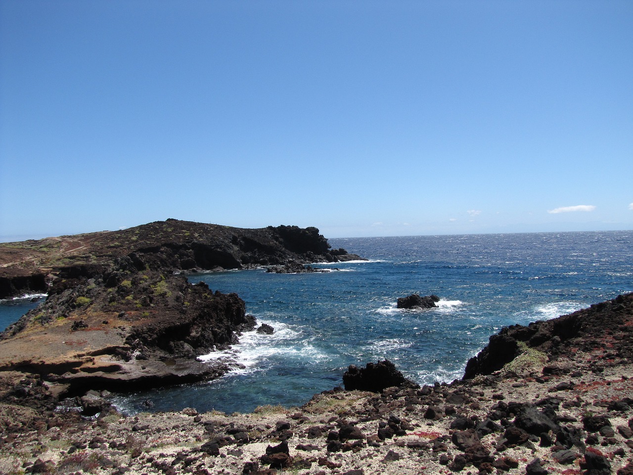 sea water cliff free photo