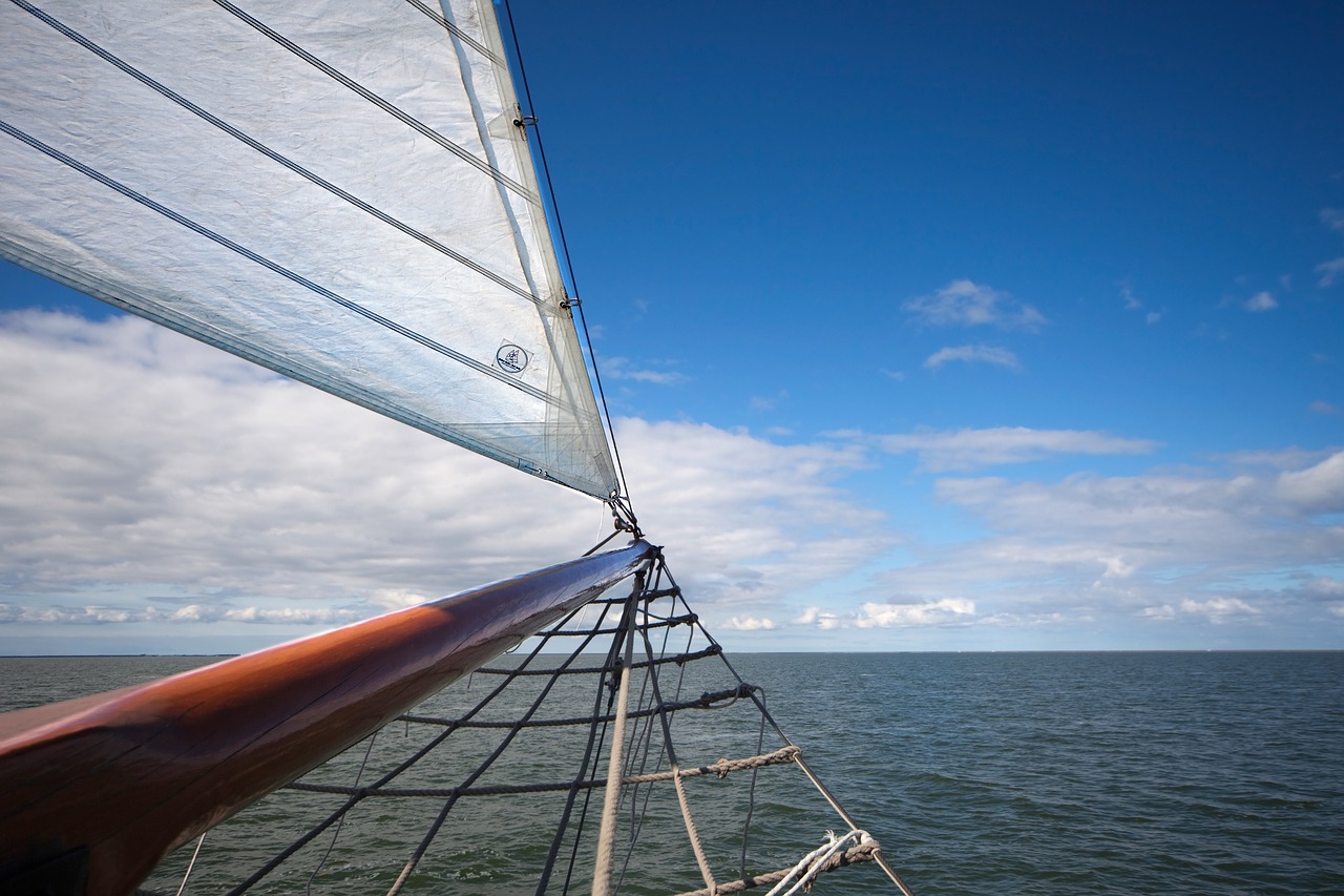 sea boot sail free photo