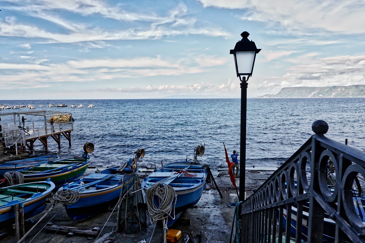 sea sky horizon free photo