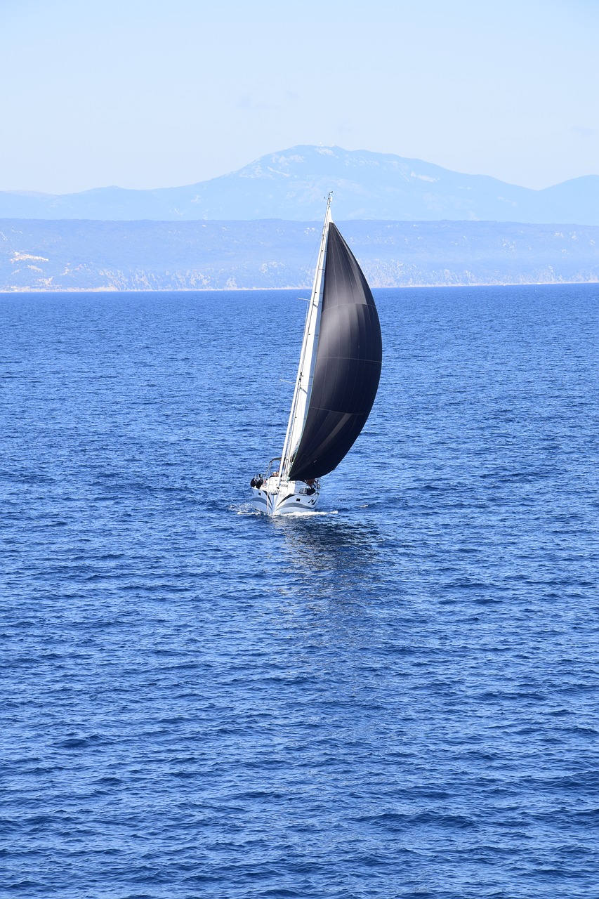 sea sailing shipping free photo