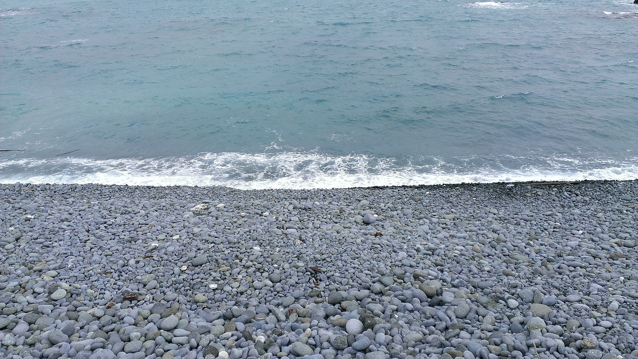 sea hualien wave free photo