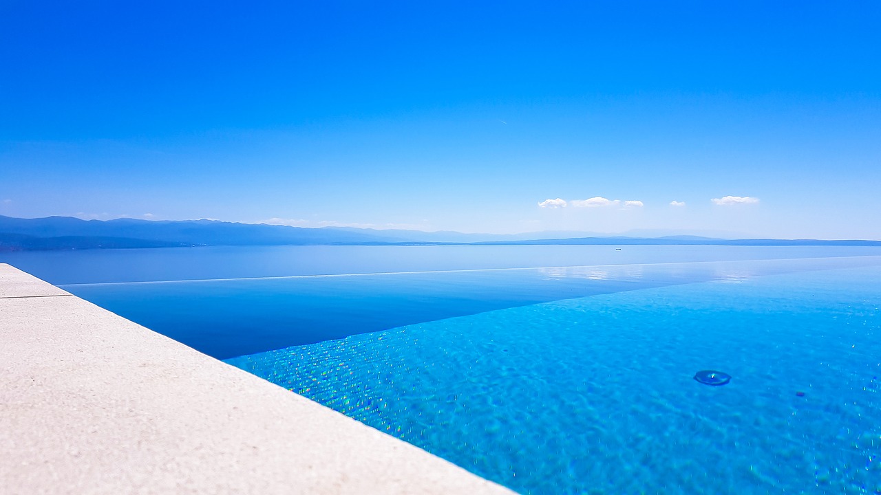 sea pool blue free photo