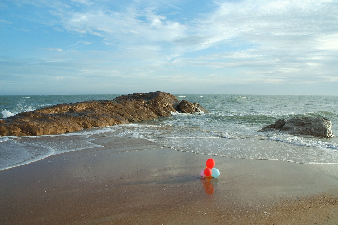 sea sand sky free photo