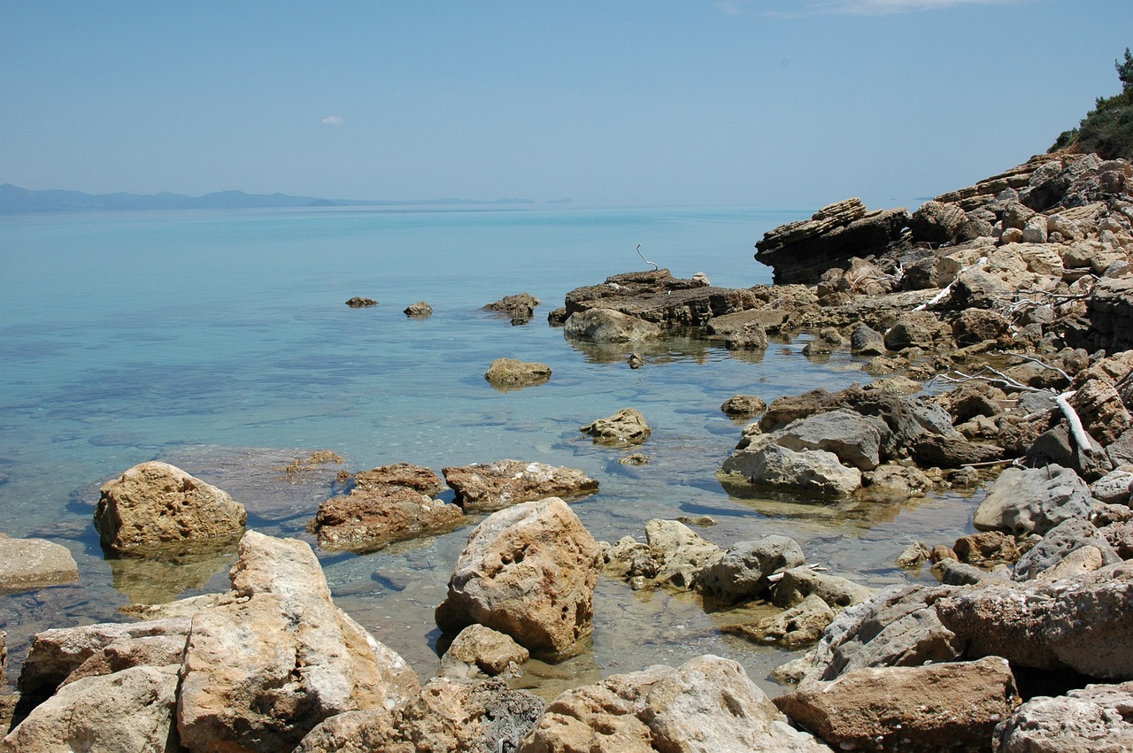 sea rocks tourism free photo