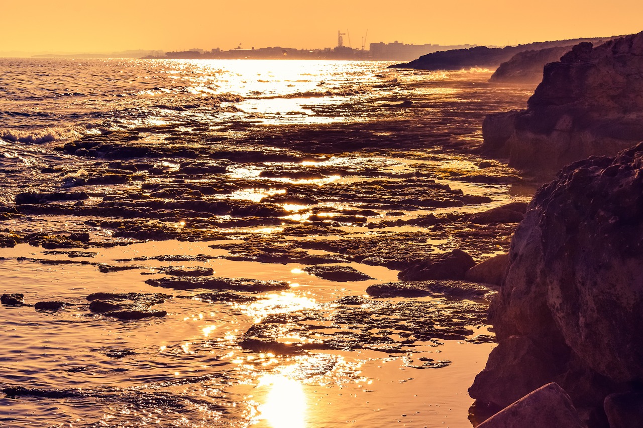 sea coast reflections free photo