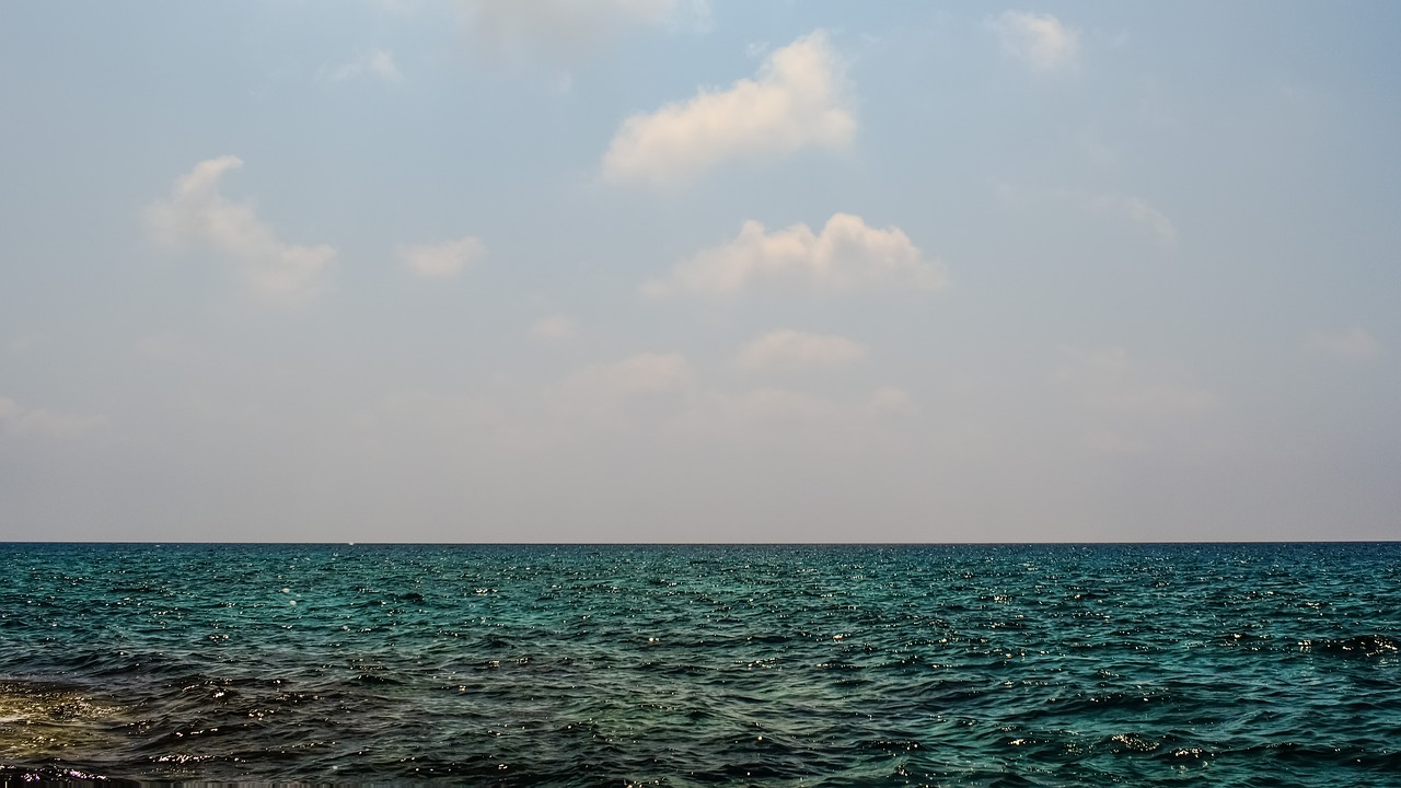 sea sky clouds free photo