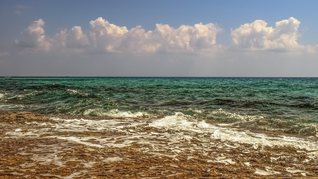 sea sky clouds free photo