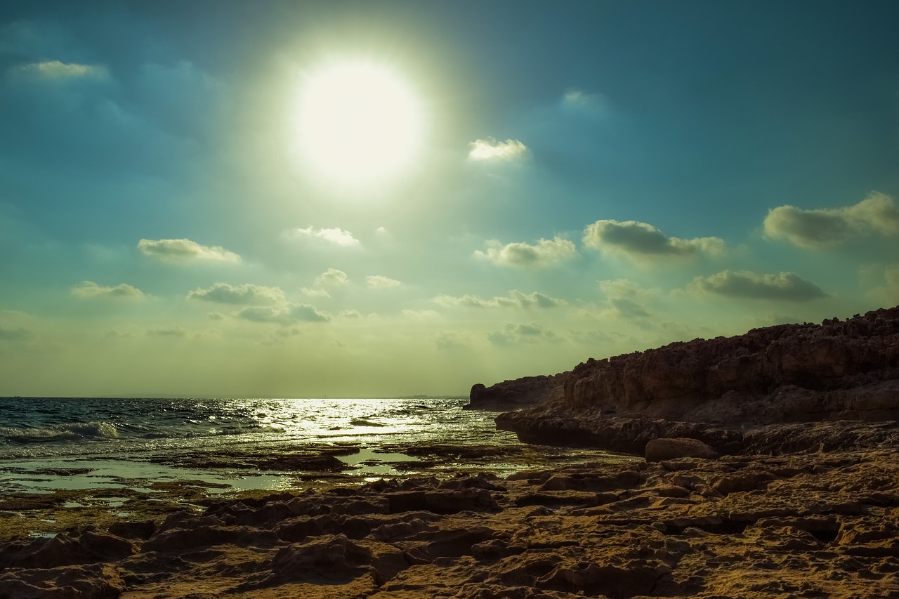 sea sky clouds free photo