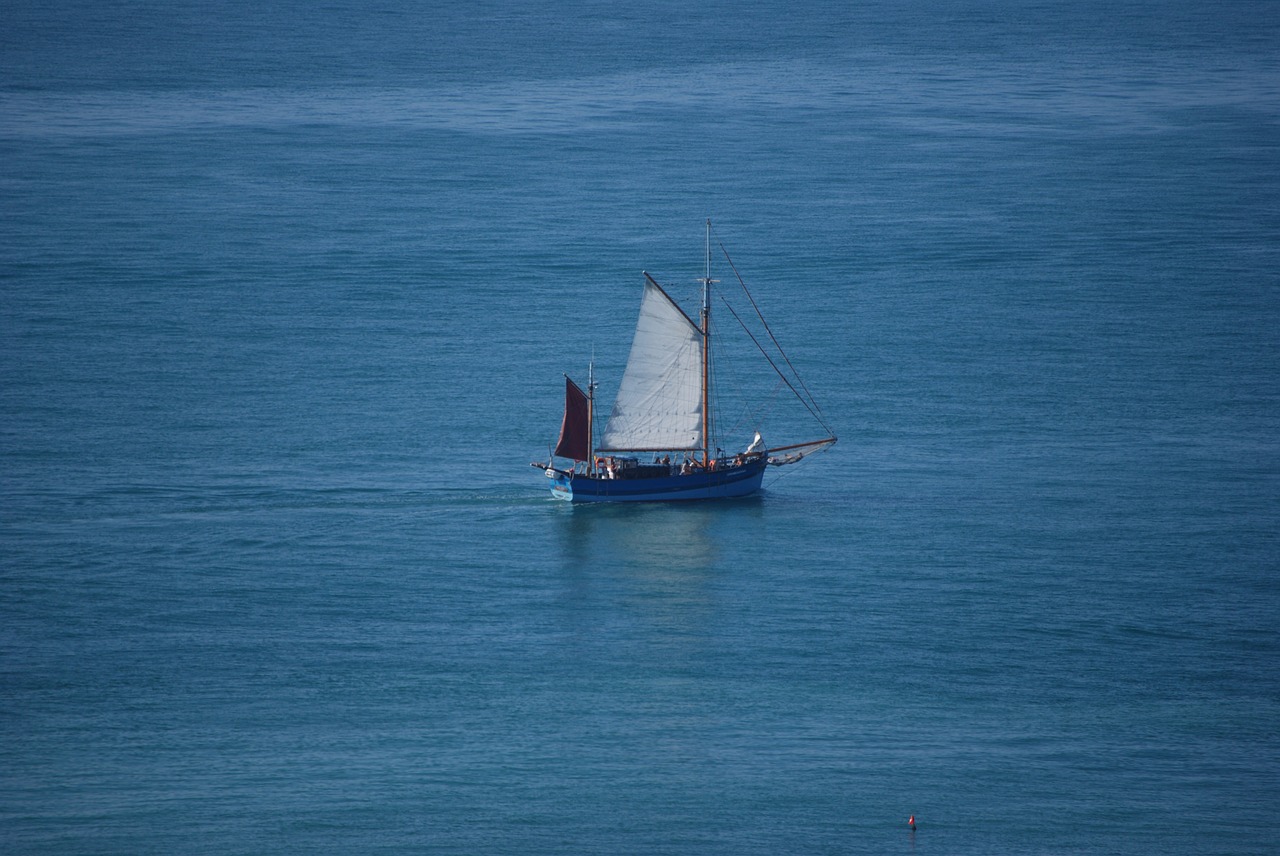 sea old rig sailing free photo
