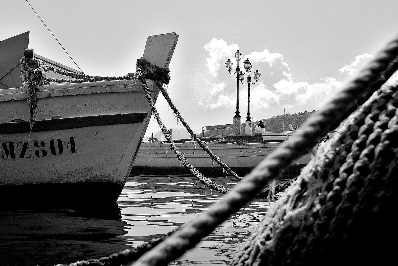 sea calm boat free photo