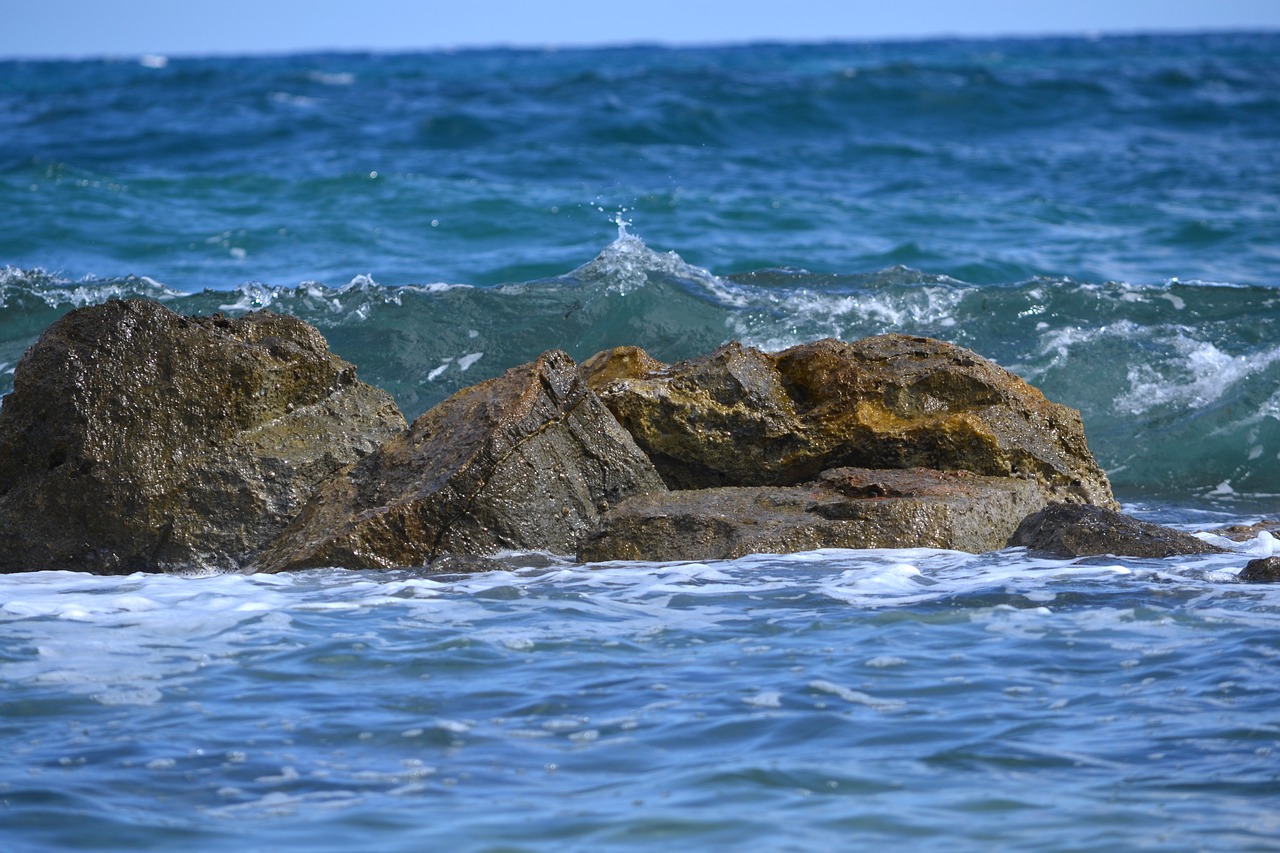 sea water stones free photo