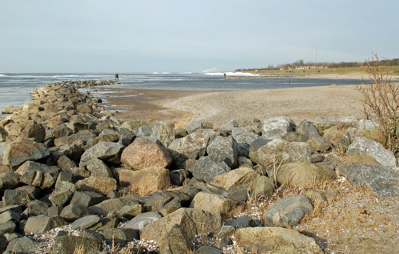 sea  coast  body of water free photo