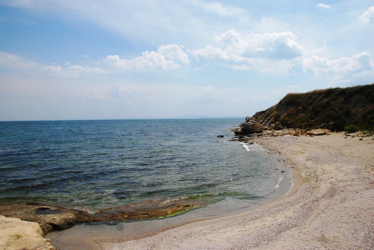 sea water rock free photo