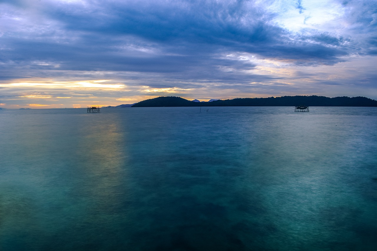 sea  beach  ship free photo