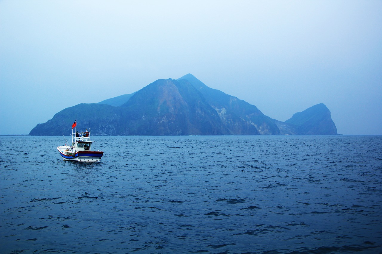 sea  boat  blue free photo