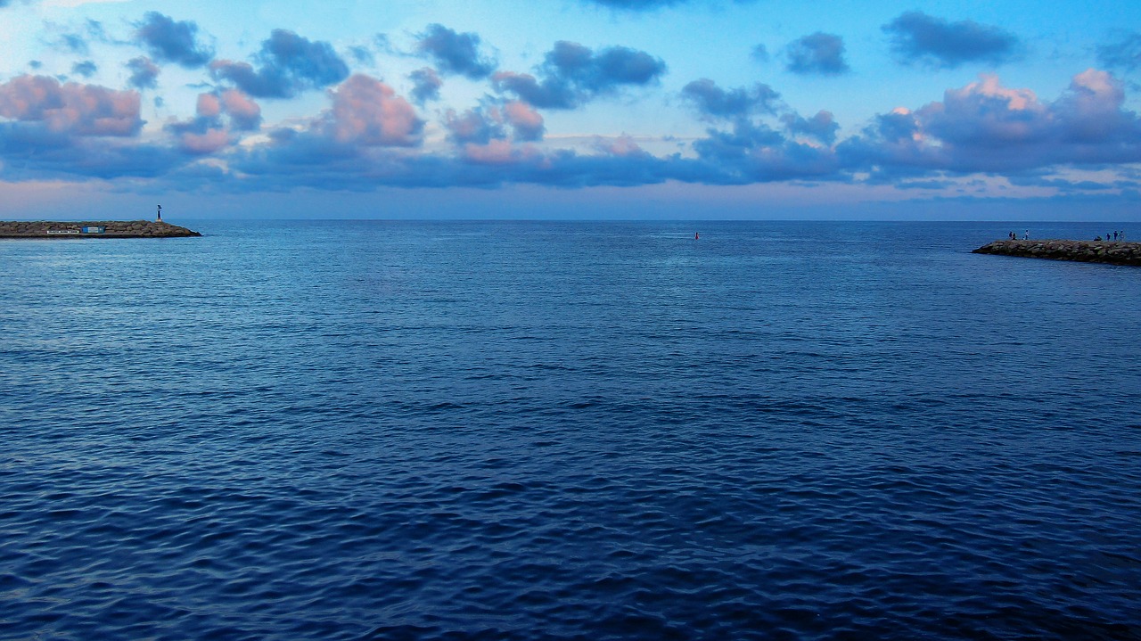 sea  sky  ocean free photo