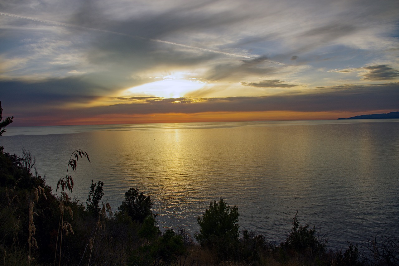 sea  sunset  nightfall free photo