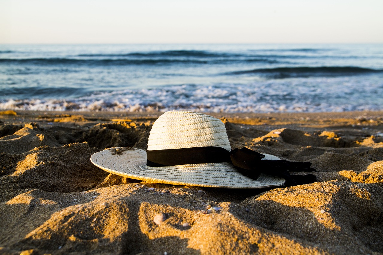 sea  hat  beach free photo